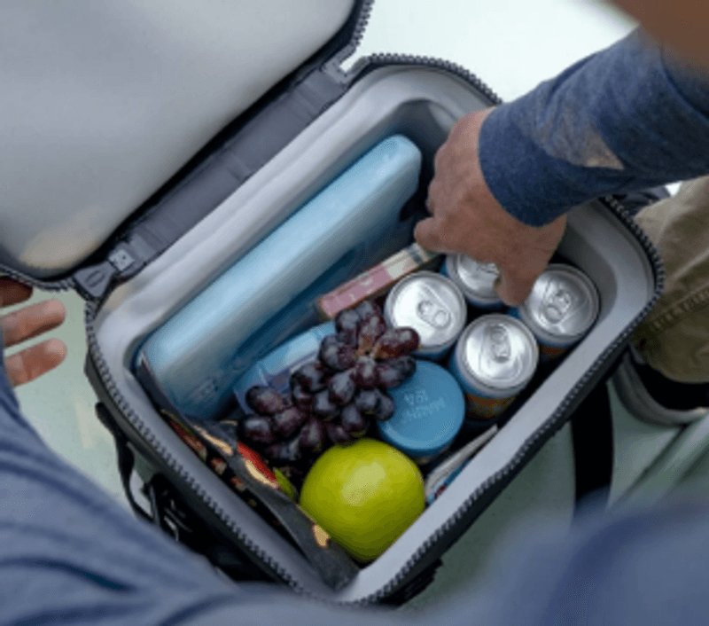 Yeti Hopper Flip 18 Cool Bag charcoal