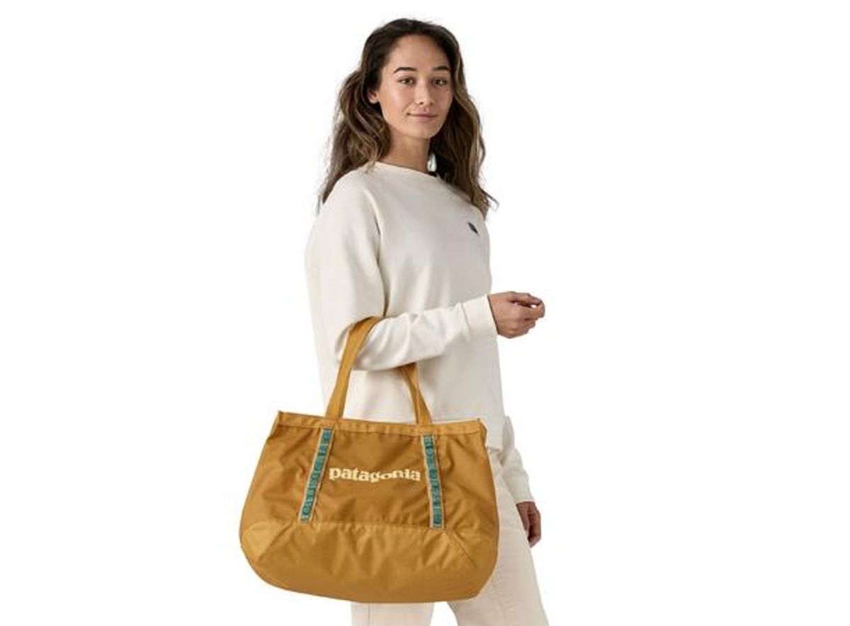 Patagonia Black Hole Tote 25L pufferfish gold OS 