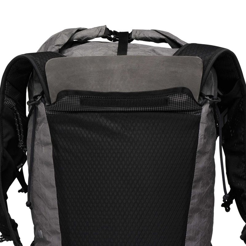 Black Diamond Beta Light 30 Backpack 